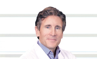 Le docteur Yann Rougier souligne l'importance du facteur stress et des émotions dans la perte de poids.